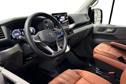 musta Volkswagen Crafter 2026 kuva 8.