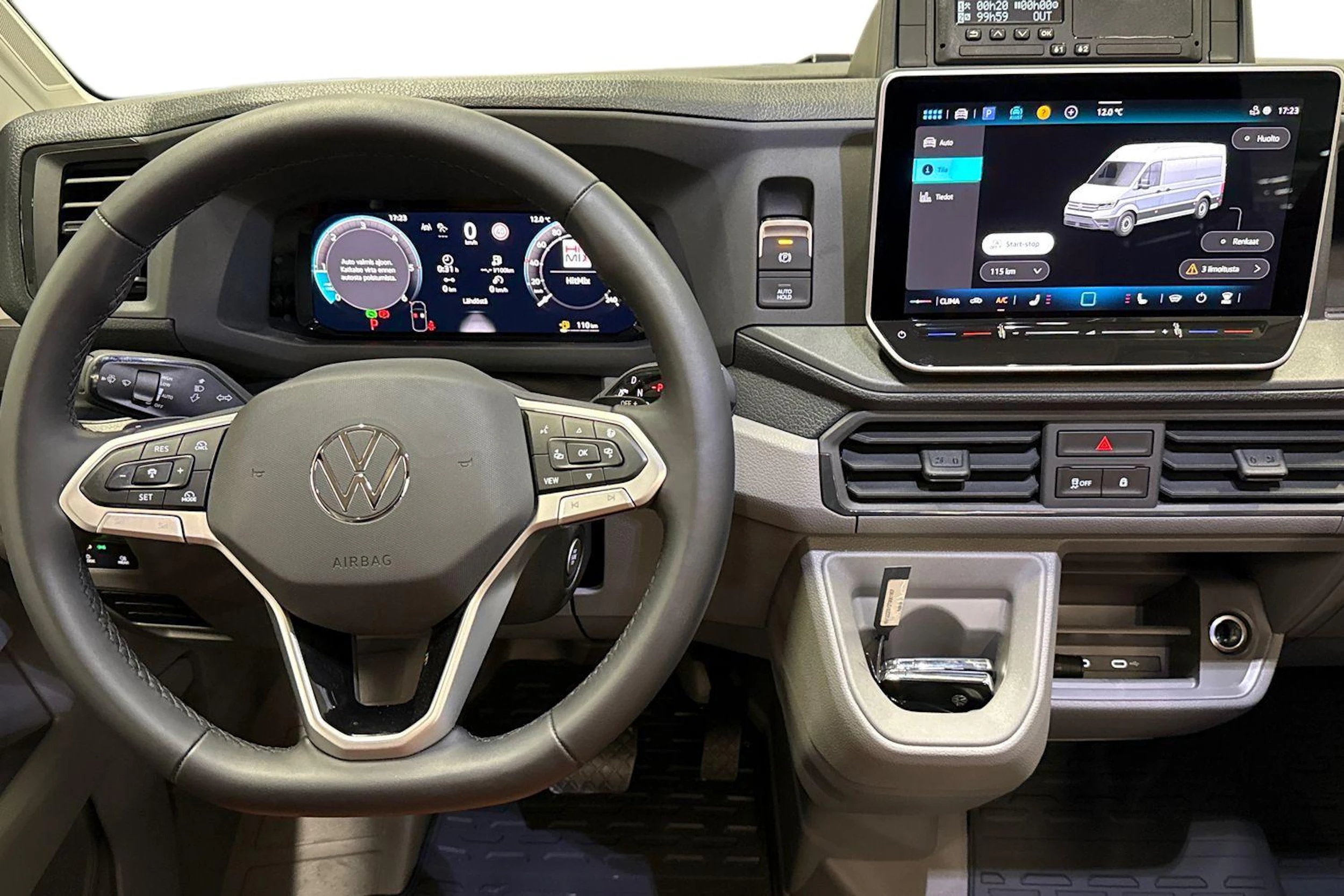 musta Volkswagen Crafter 2026 kuva 9.