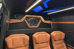 musta Volkswagen Crafter 2026 kuva 16.