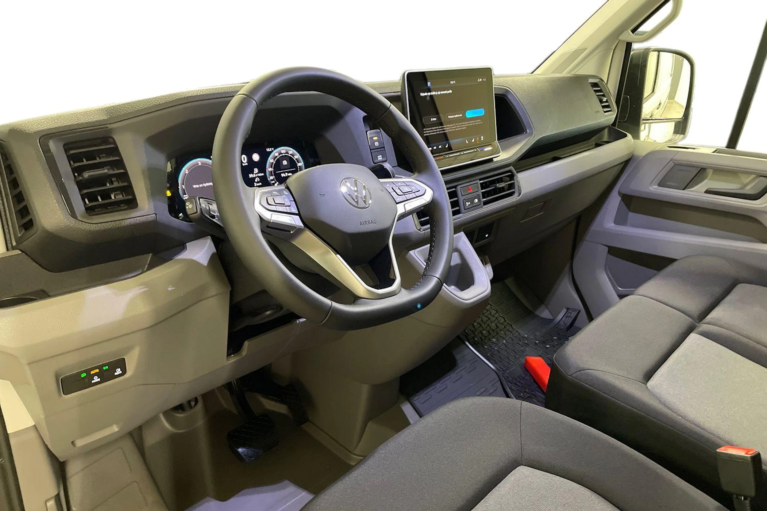 valkoinen Volkswagen CRAFTER 2026 kuva 8.