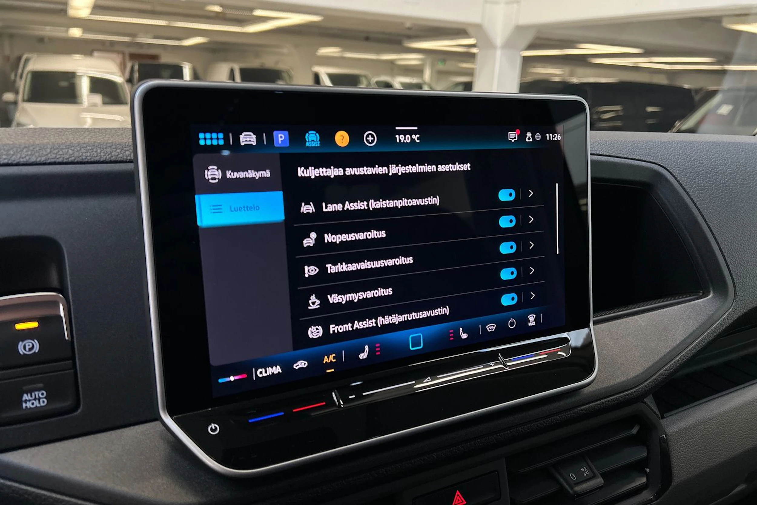 harmaa Volkswagen Crafter 2026 kuva 15.