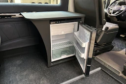 harmaa Volkswagen Crafter 2026 kuva 25.