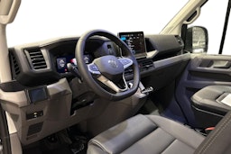 Harmaa Volkswagen Crafter 2026 kuva 3.