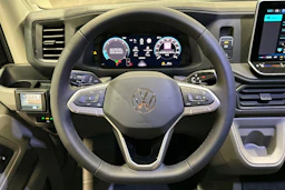 Harmaa Volkswagen Crafter 2026 kuva 10.