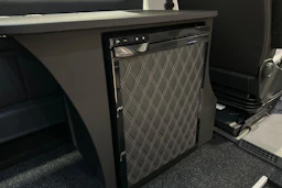 Harmaa Volkswagen Crafter 2026 kuva 24.