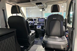 Harmaa Volkswagen Crafter 2026 kuva 26.