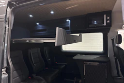 Harmaa Volkswagen Crafter 2026 kuva 28.