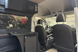 musta Volkswagen Crafter 2026 kuva 15.