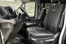 musta Volkswagen Crafter 2026 kuva 17.