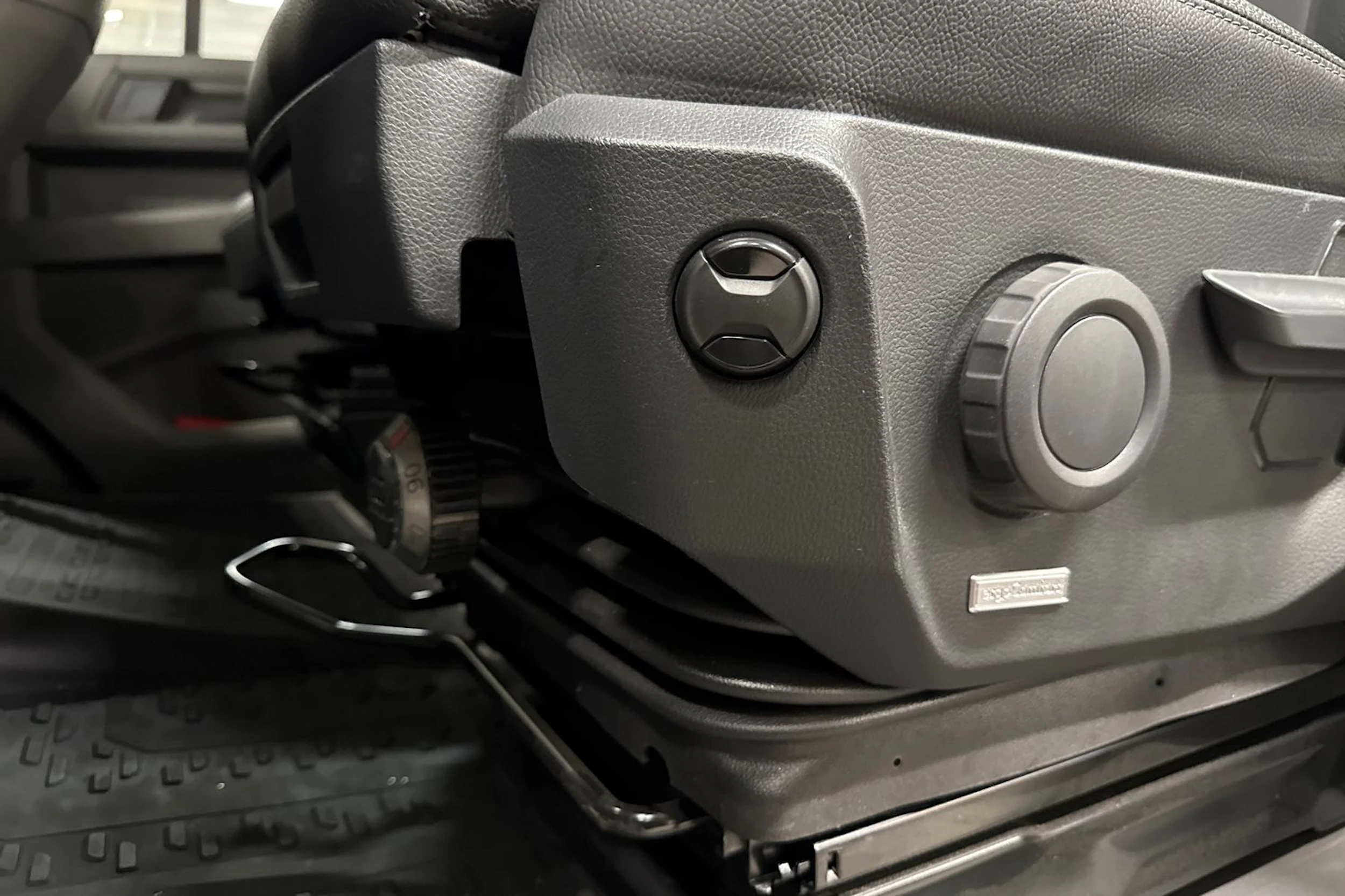 musta Volkswagen Crafter 2026 kuva 18.