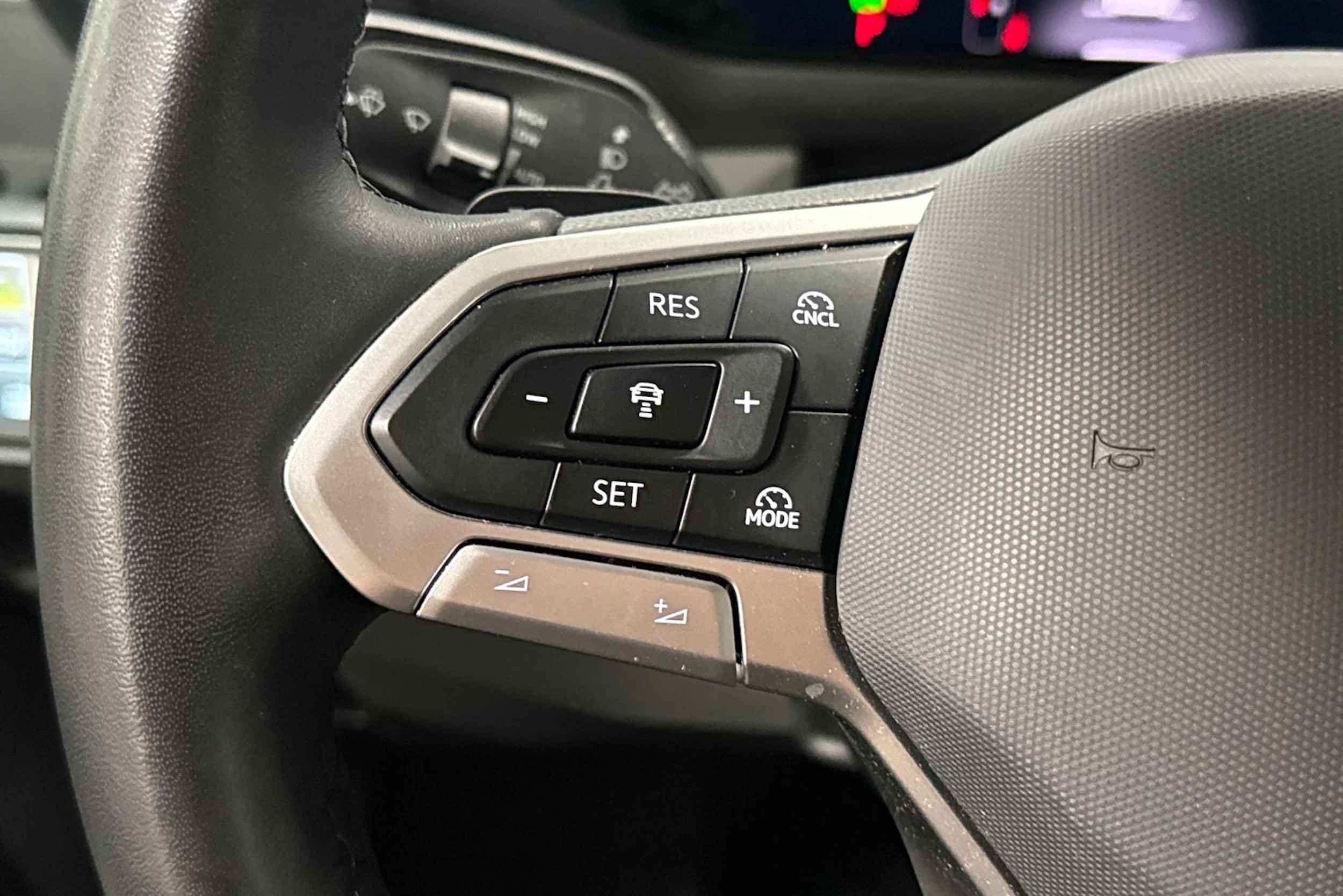 musta Volkswagen Crafter 2026 kuva 19.