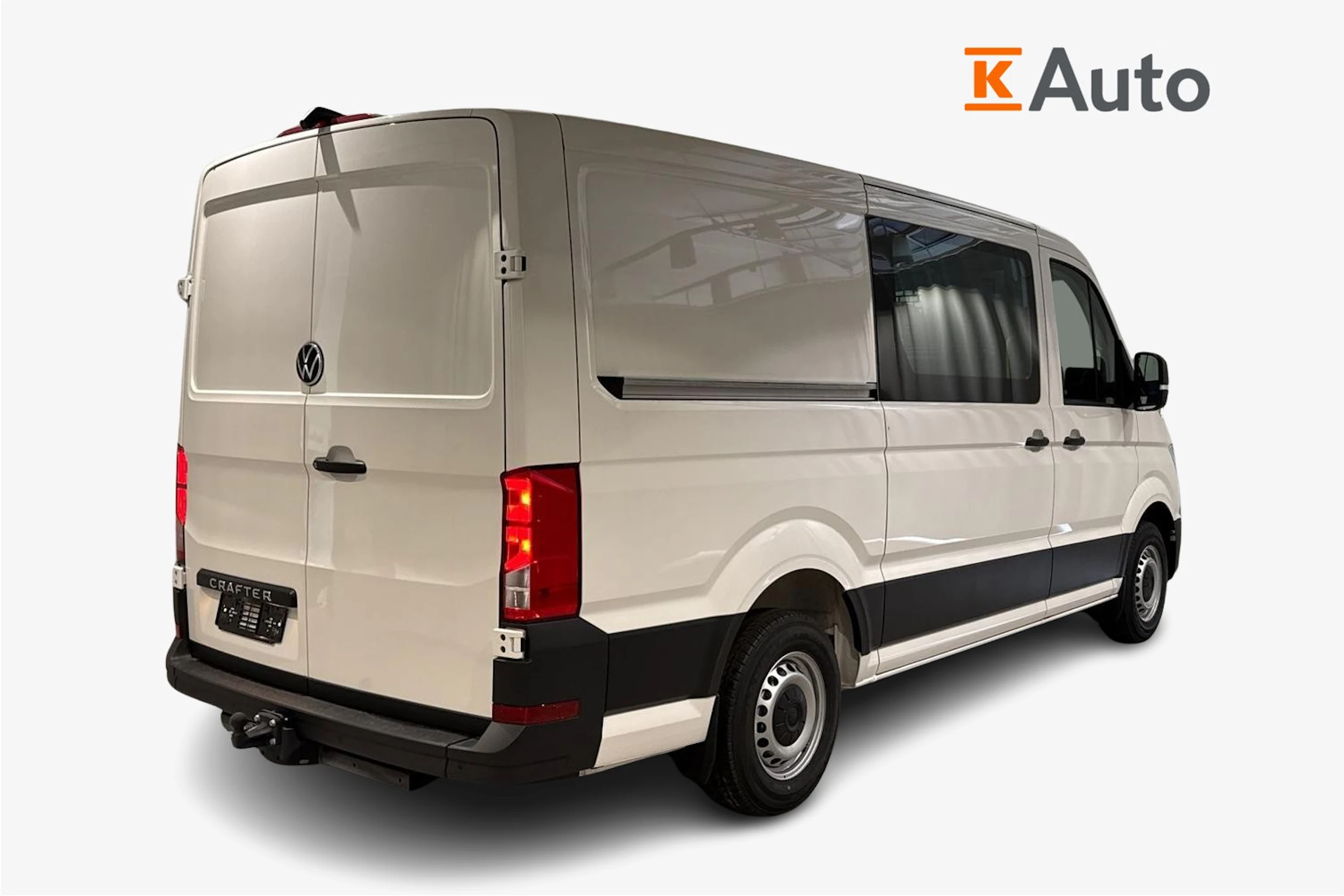 valkoinen Volkswagen Crafter 2026 kuva 2.