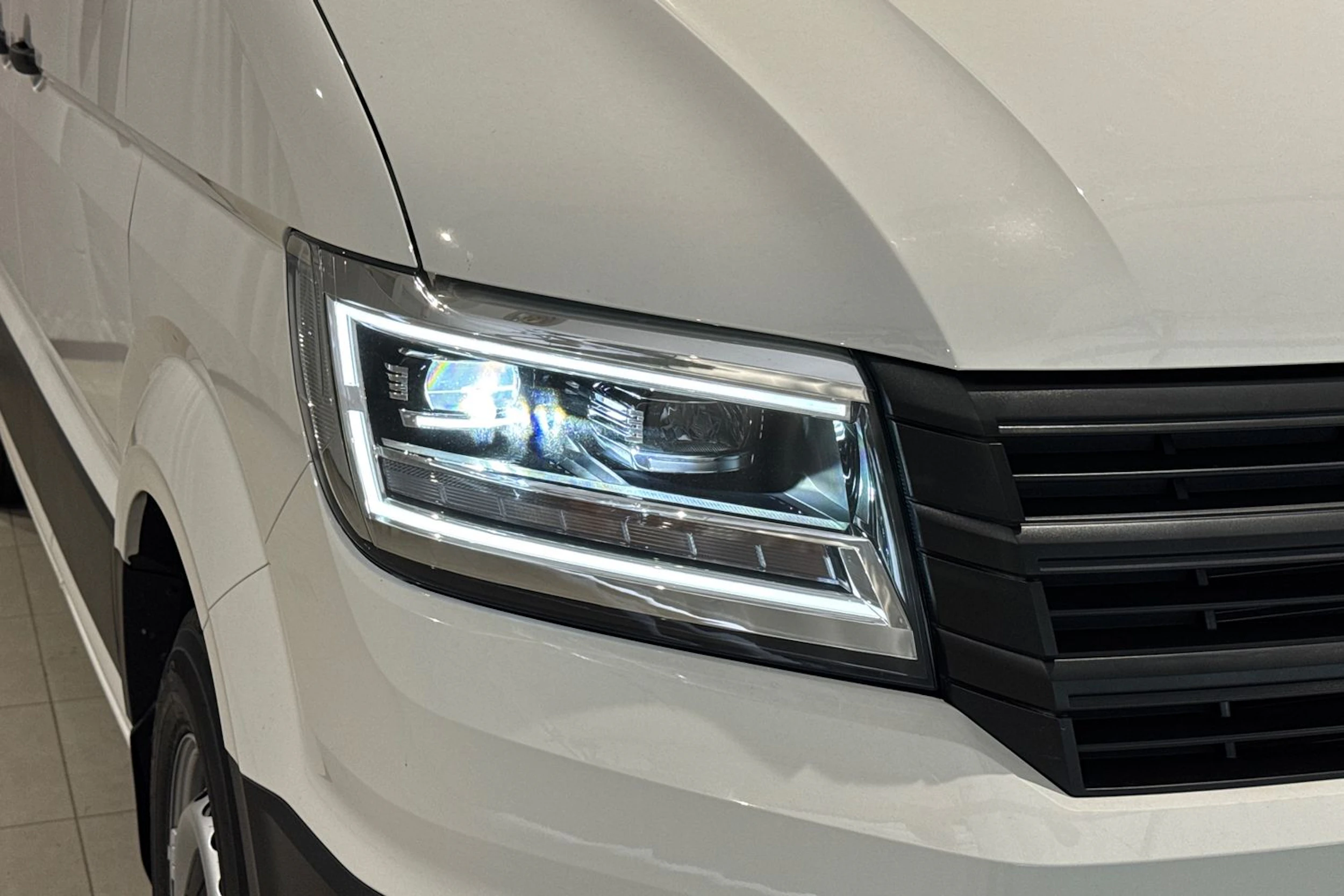 valkoinen Volkswagen Crafter 2026 kuva 9.
