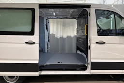 valkoinen Volkswagen Crafter 2026 kuva 11.