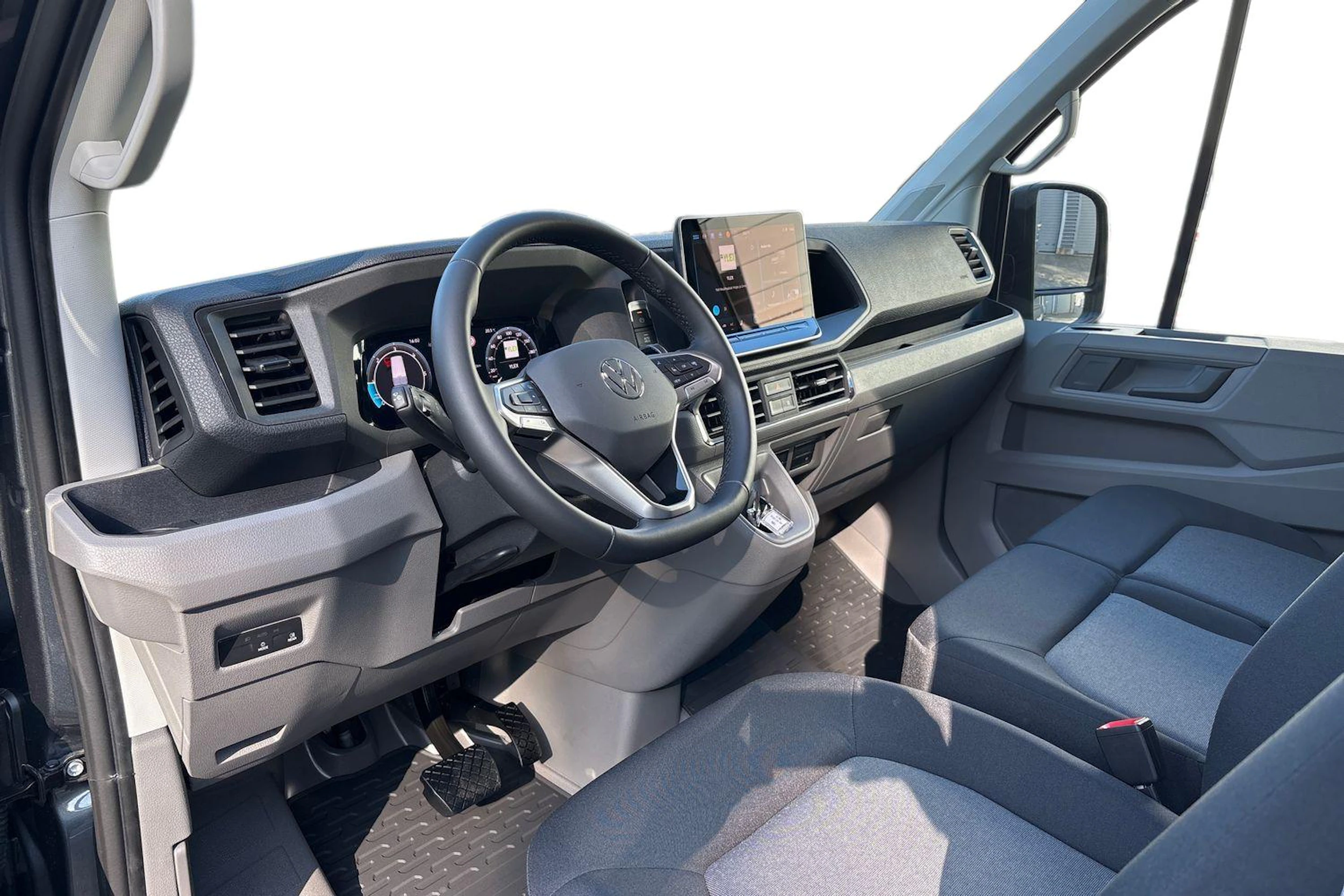 harmaa Volkswagen Crafter 2026 kuva 8.