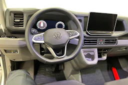 valkoinen Volkswagen Crafter 2026 kuva 9.