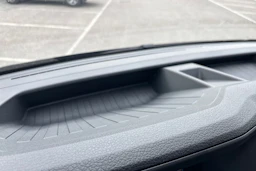 musta Volkswagen Crafter 2026 kuva 32.