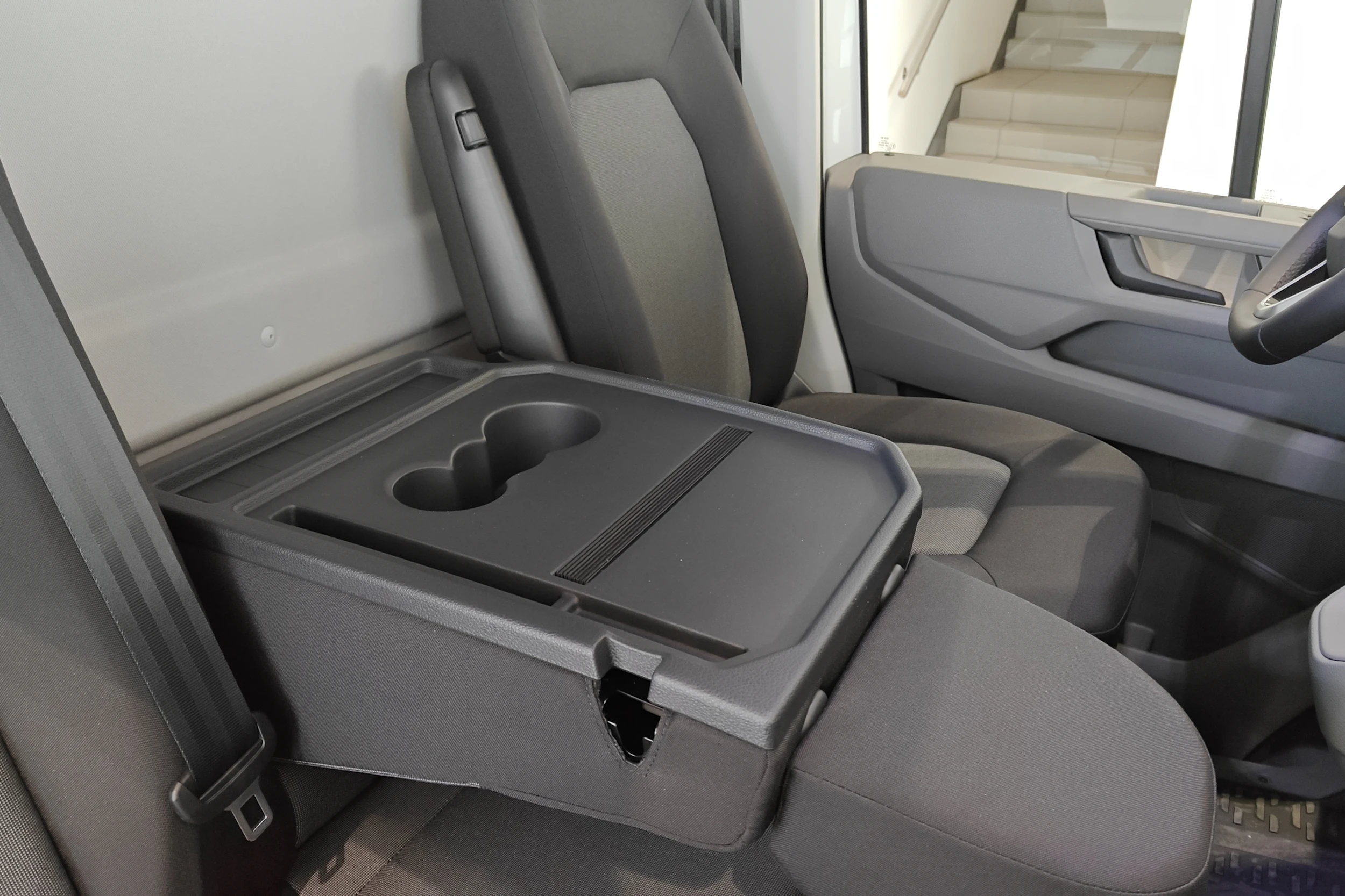 valkoinen Volkswagen Crafter 2026 kuva 18.