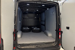 Harmaa Volkswagen Crafter 35 2019 kuva 10.