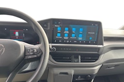 Valkoinen Volkswagen e-Transporter 2025 kuva 9.