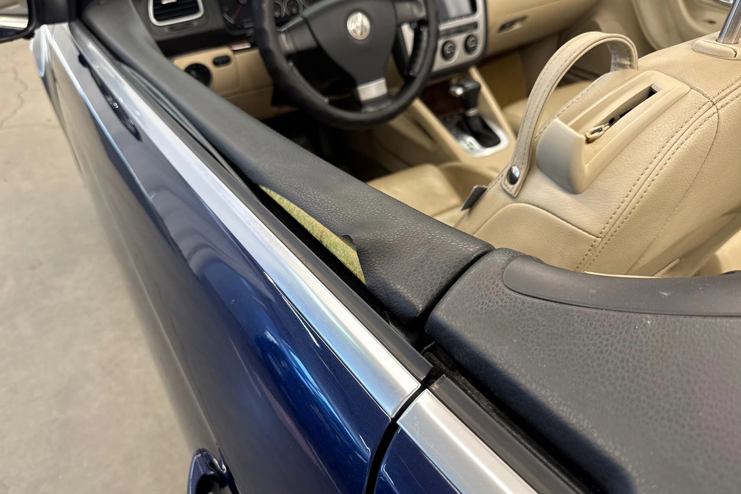 Sininen Volkswagen Eos 2007 kuva 13.