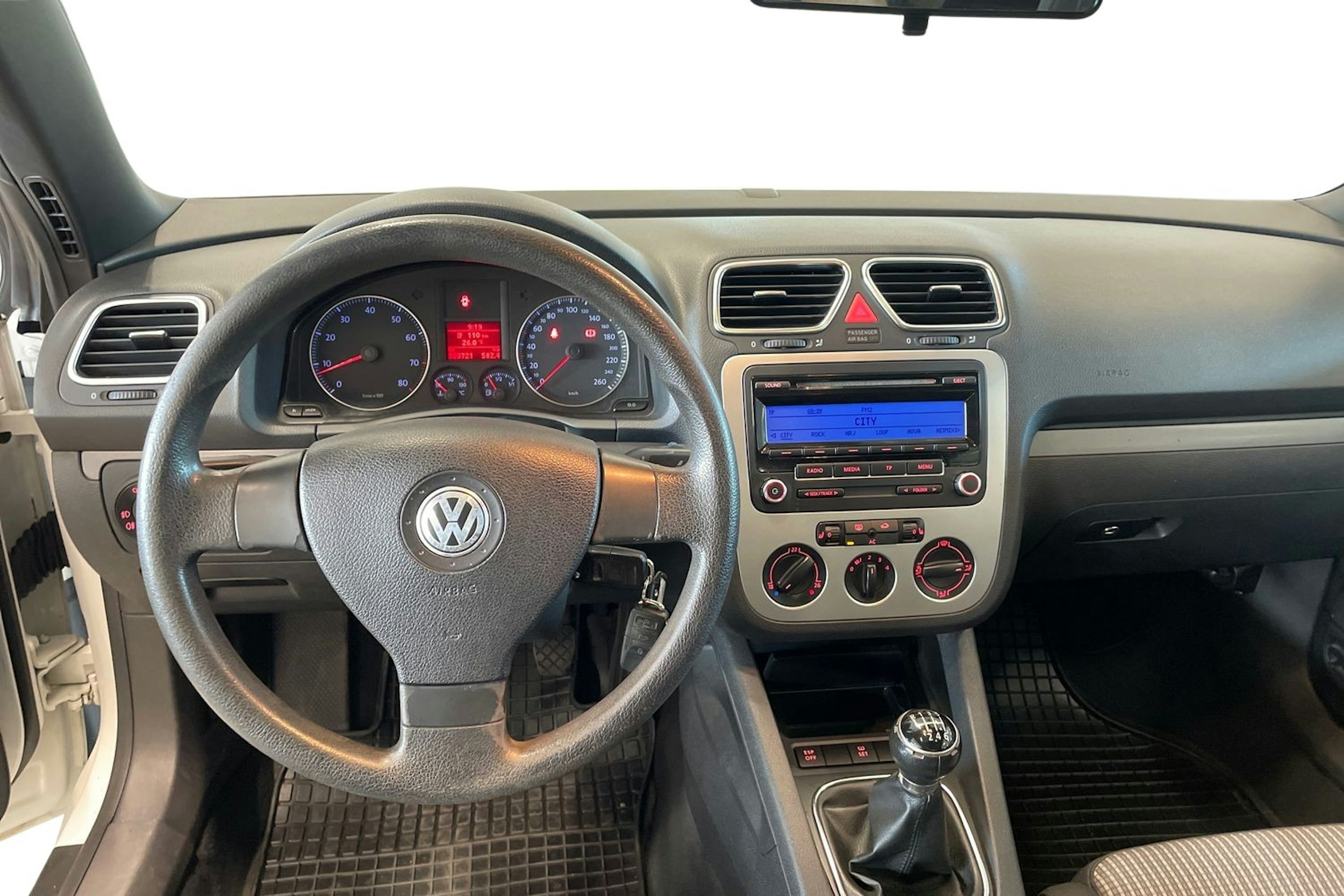 valkoinen Volkswagen Eos 2008 kuva 9.