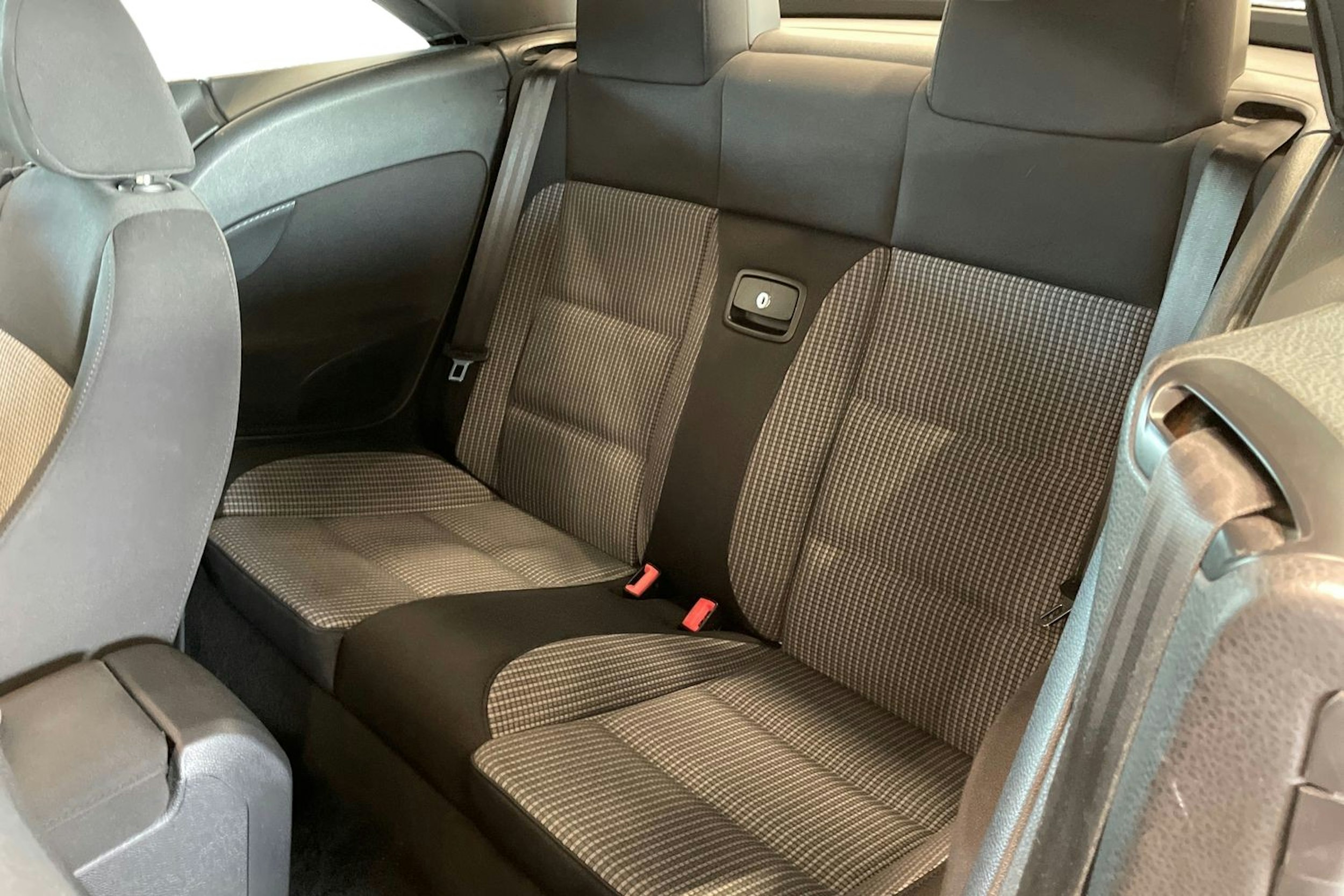 valkoinen Volkswagen Eos 2008 kuva 10.