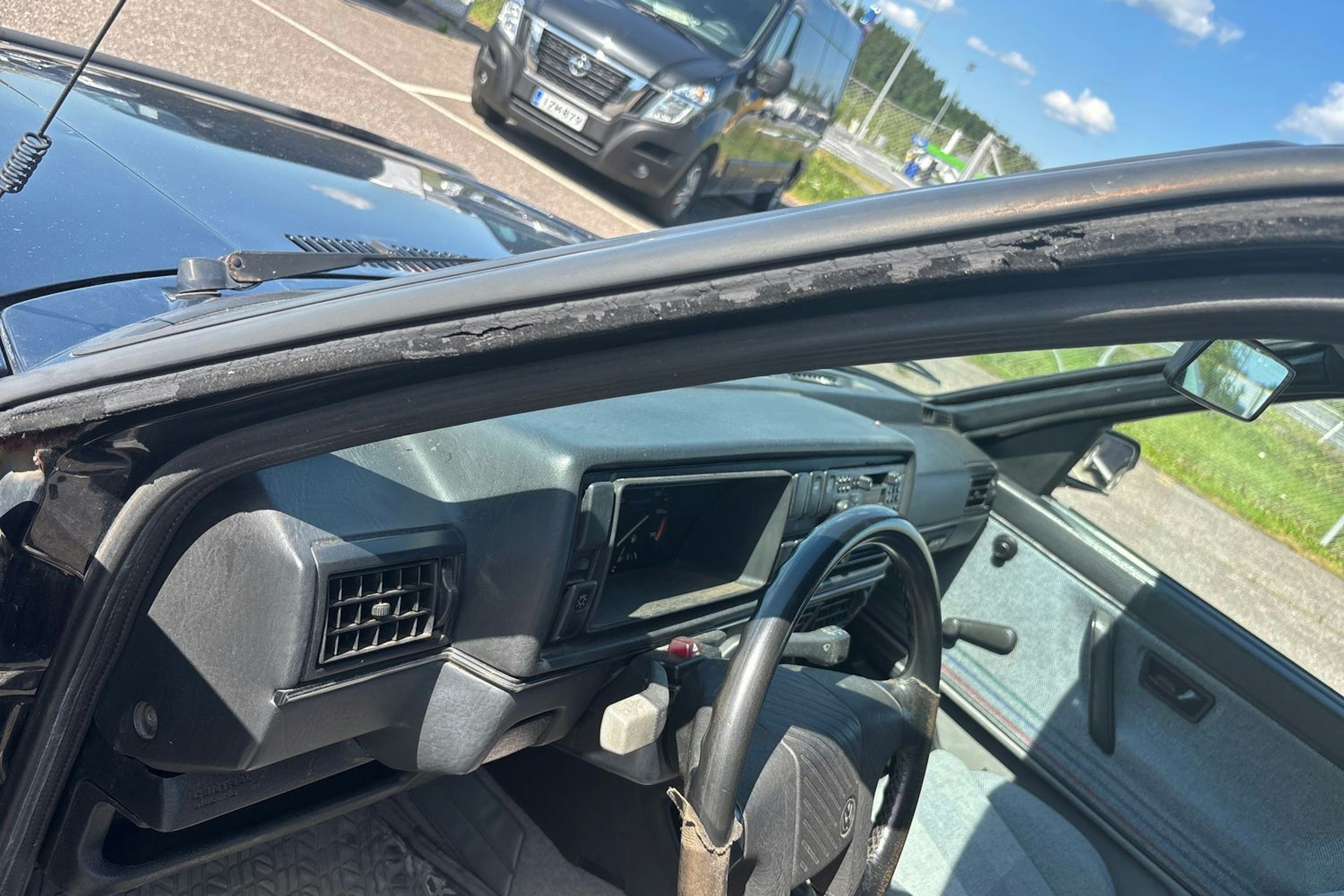 Musta Volkswagen GOLF 1991 kuva 25.