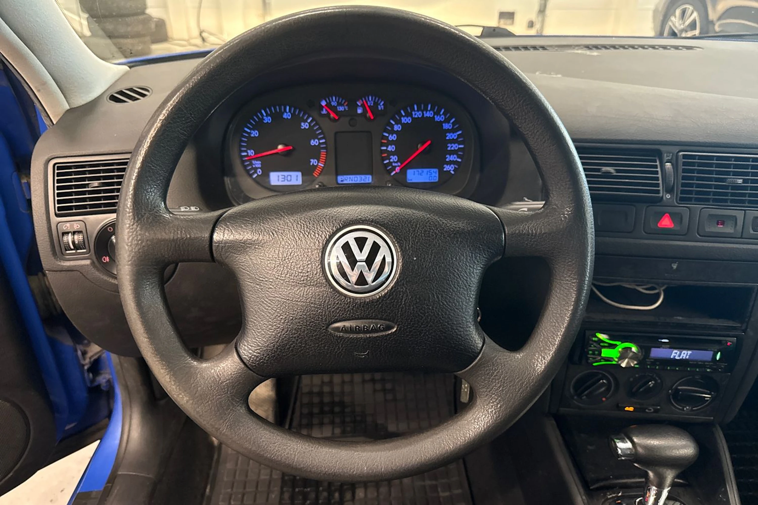 met. sininen Volkswagen Golf 2000 kuva 17.