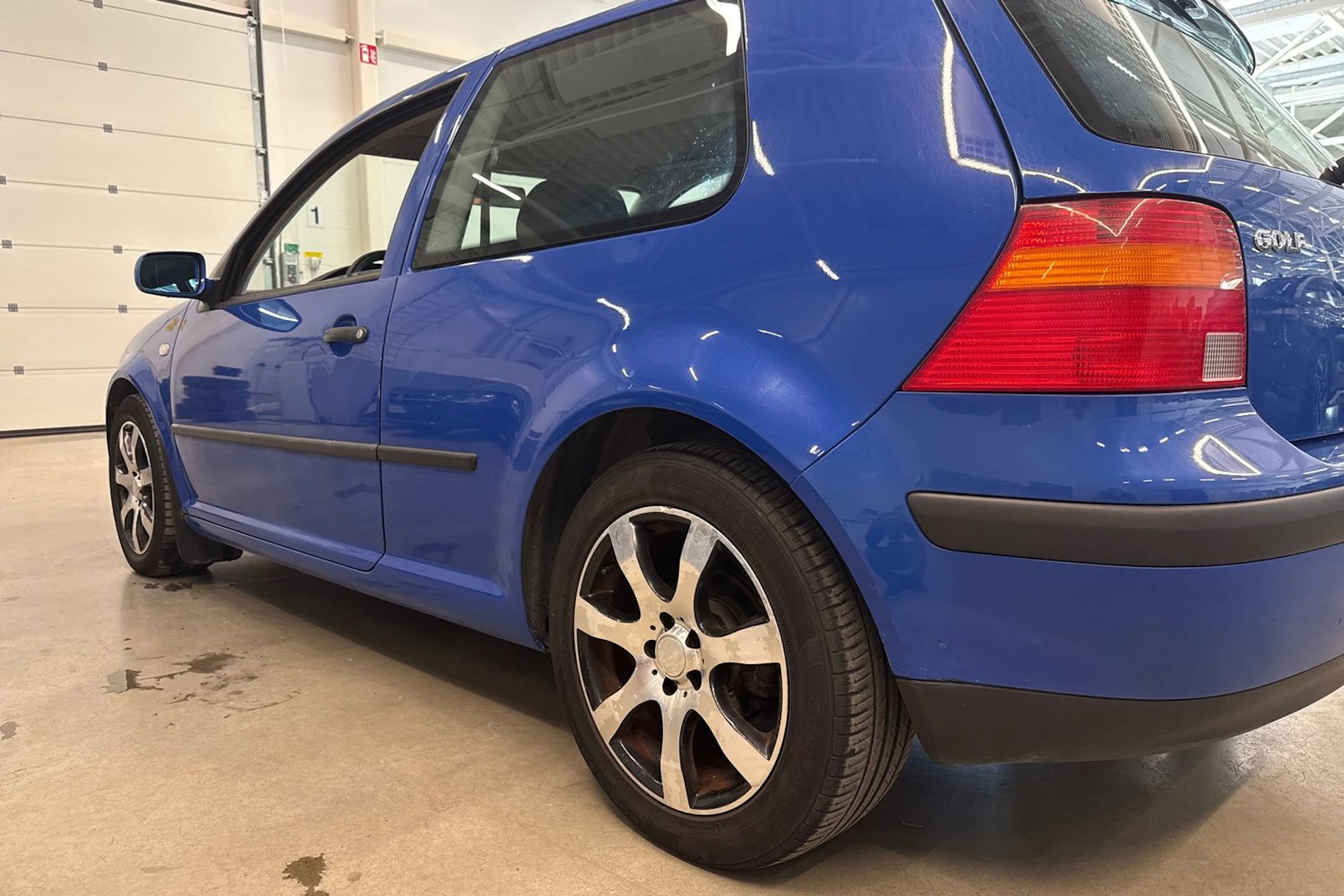 met. sininen Volkswagen Golf 2000 kuva 24.