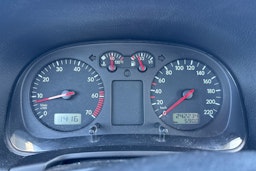 ruskea (beige) Volkswagen Golf 2000 kuva 20.