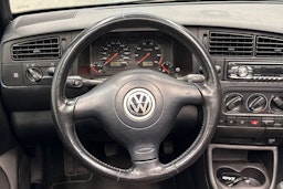 harmaa Volkswagen Golf 2001 kuva 16.