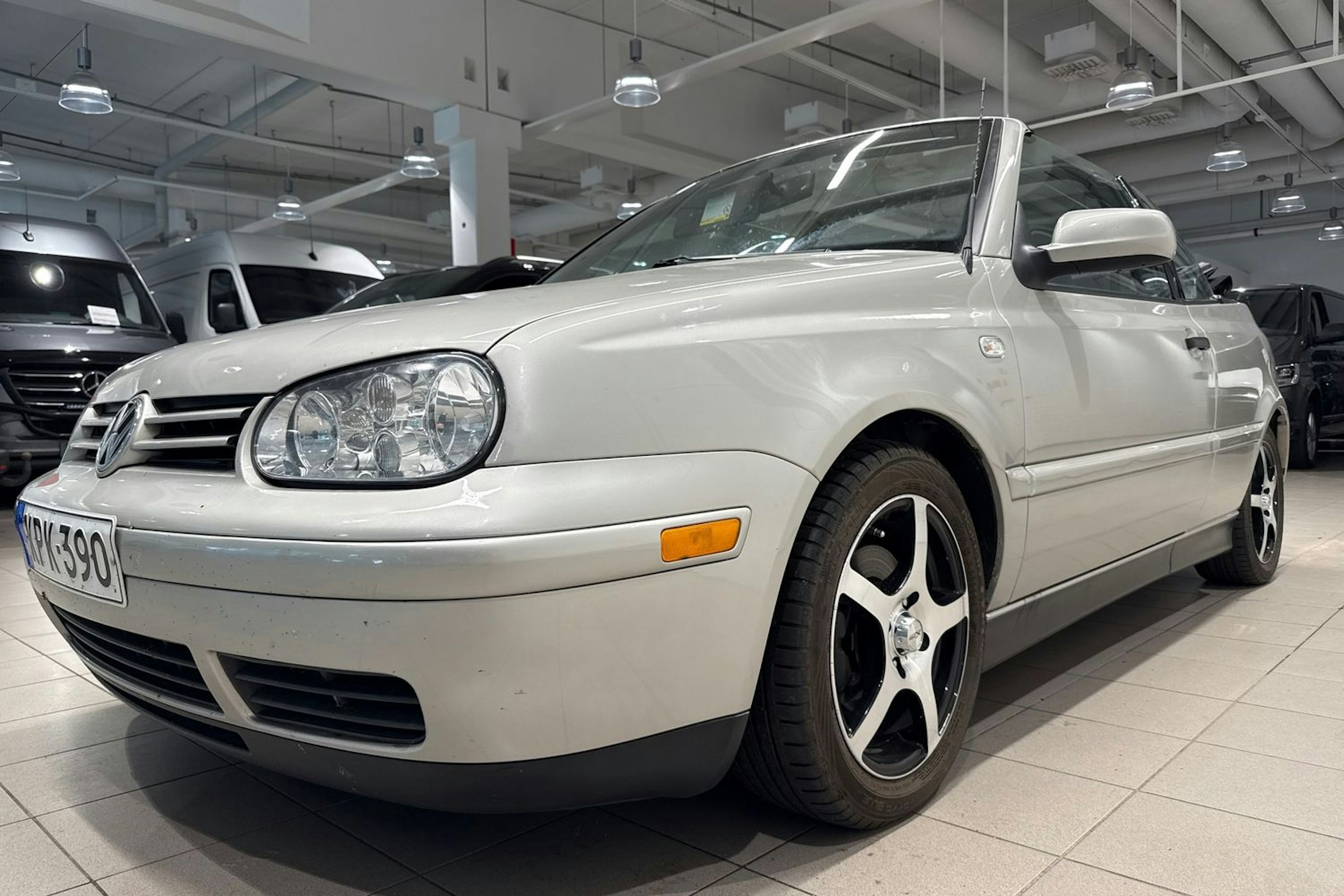 harmaa Volkswagen Golf 2001 kuva 20.
