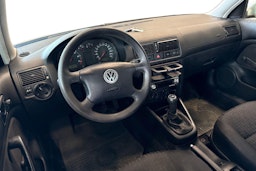 Ruskea (beige) Volkswagen GOLF 2001 kuva 6.