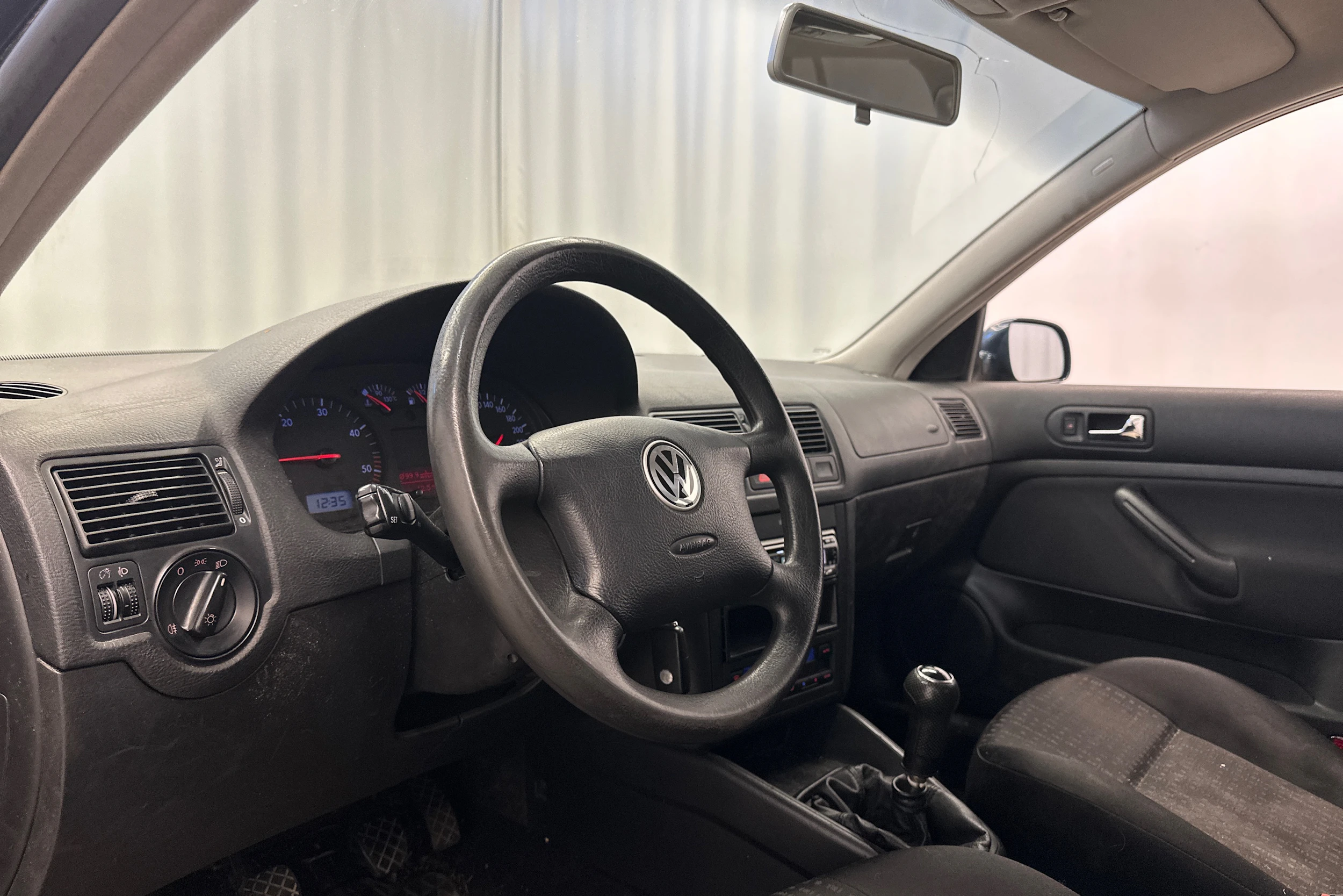 vihreä Volkswagen Golf 2002 kuva 13.