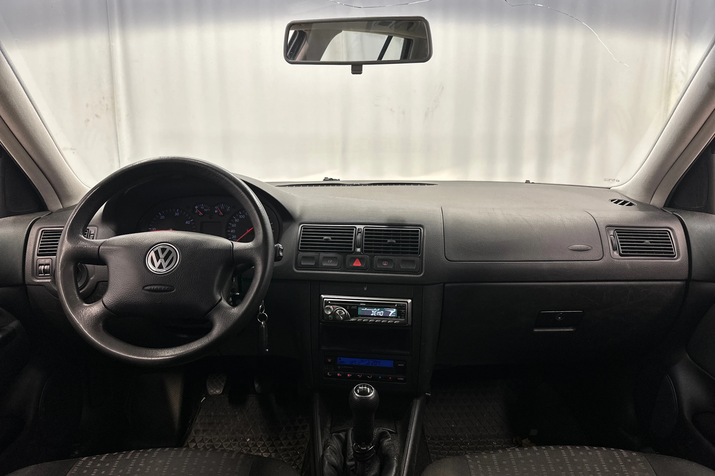 vihreä Volkswagen Golf 2002 kuva 15.