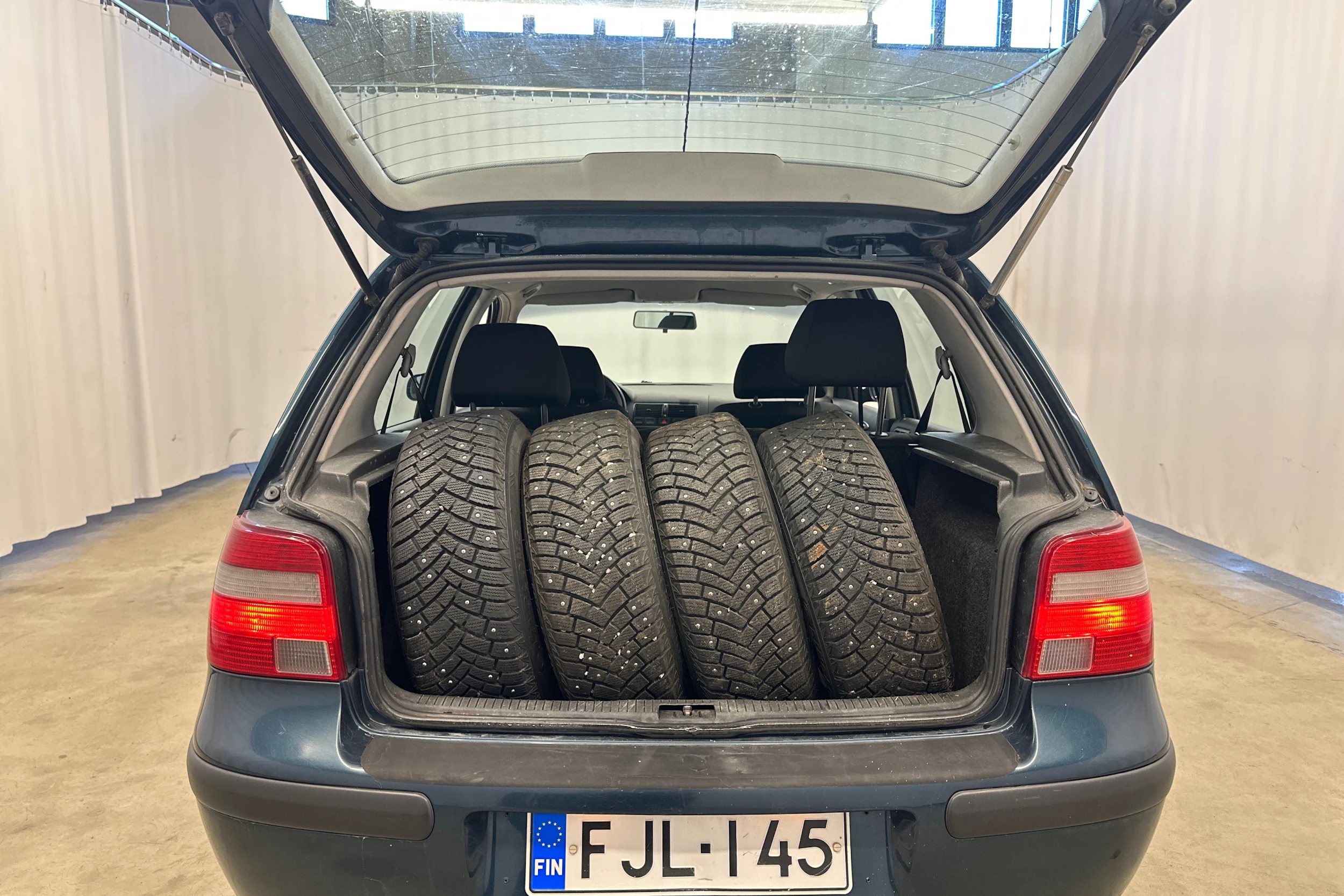 vihreä Volkswagen Golf 2002 kuva 24.