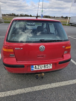 Punainen Volkswagen GOLF 2003 kuva 1.
