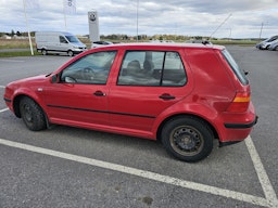 Punainen Volkswagen GOLF 2003 kuva 2.