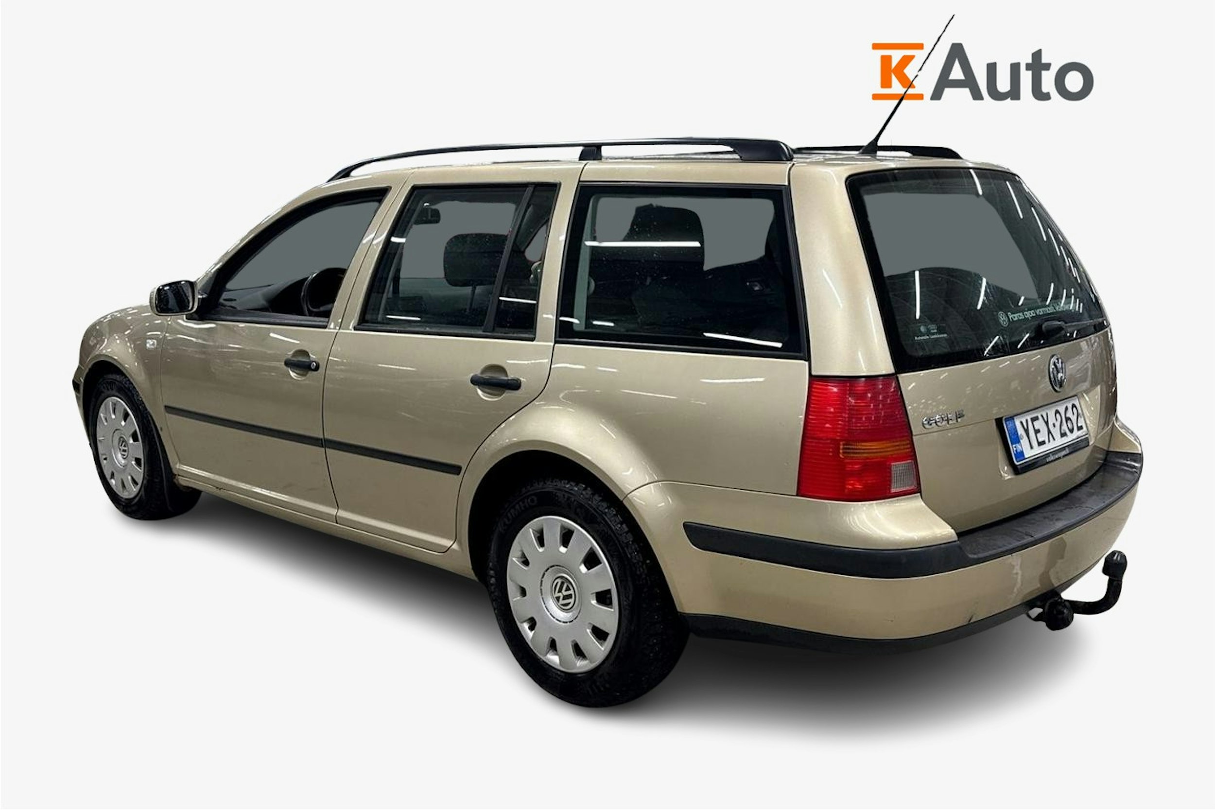 ruskea (beige) Volkswagen Golf 2003 kuva 2.