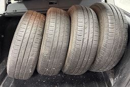 ruskea (beige) Volkswagen Golf 2003 kuva 19.