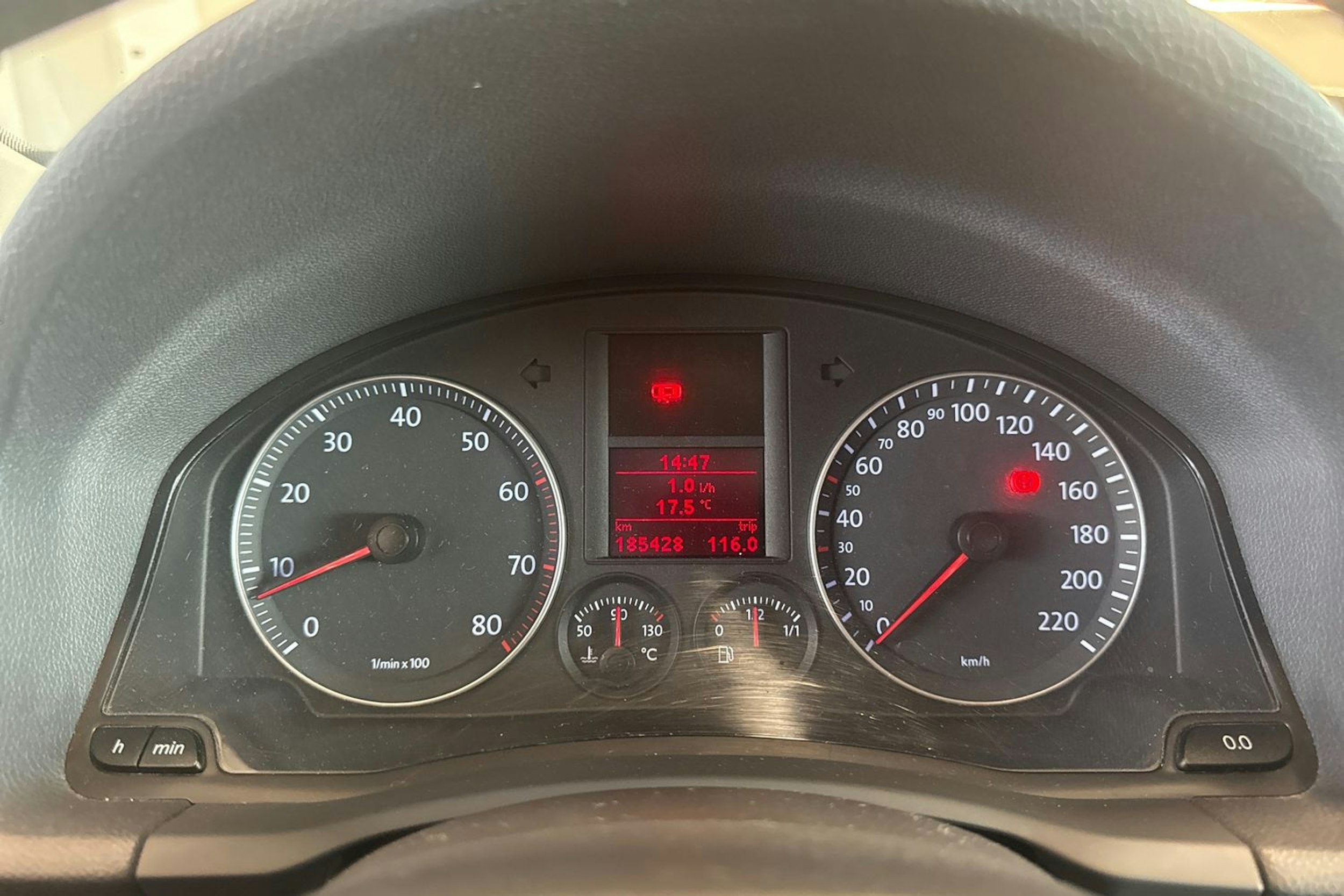 punainen Volkswagen Golf 2004 kuva 15.
