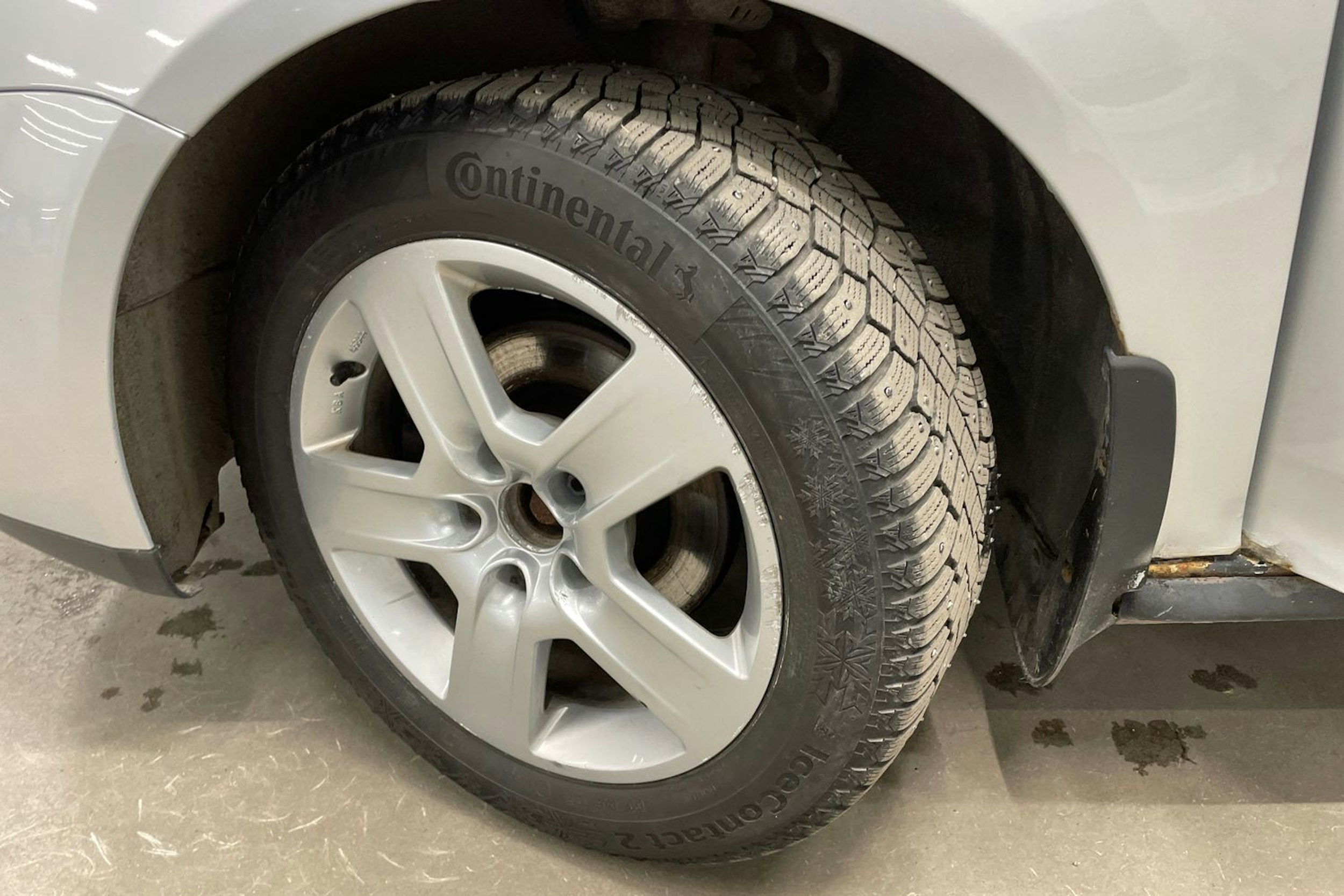 harmaa Volkswagen Golf 2004 kuva 10.