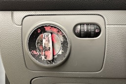 harmaa Volkswagen Golf 2004 kuva 15.