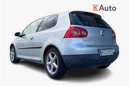 harmaa Volkswagen Golf 2005 kuva 2.