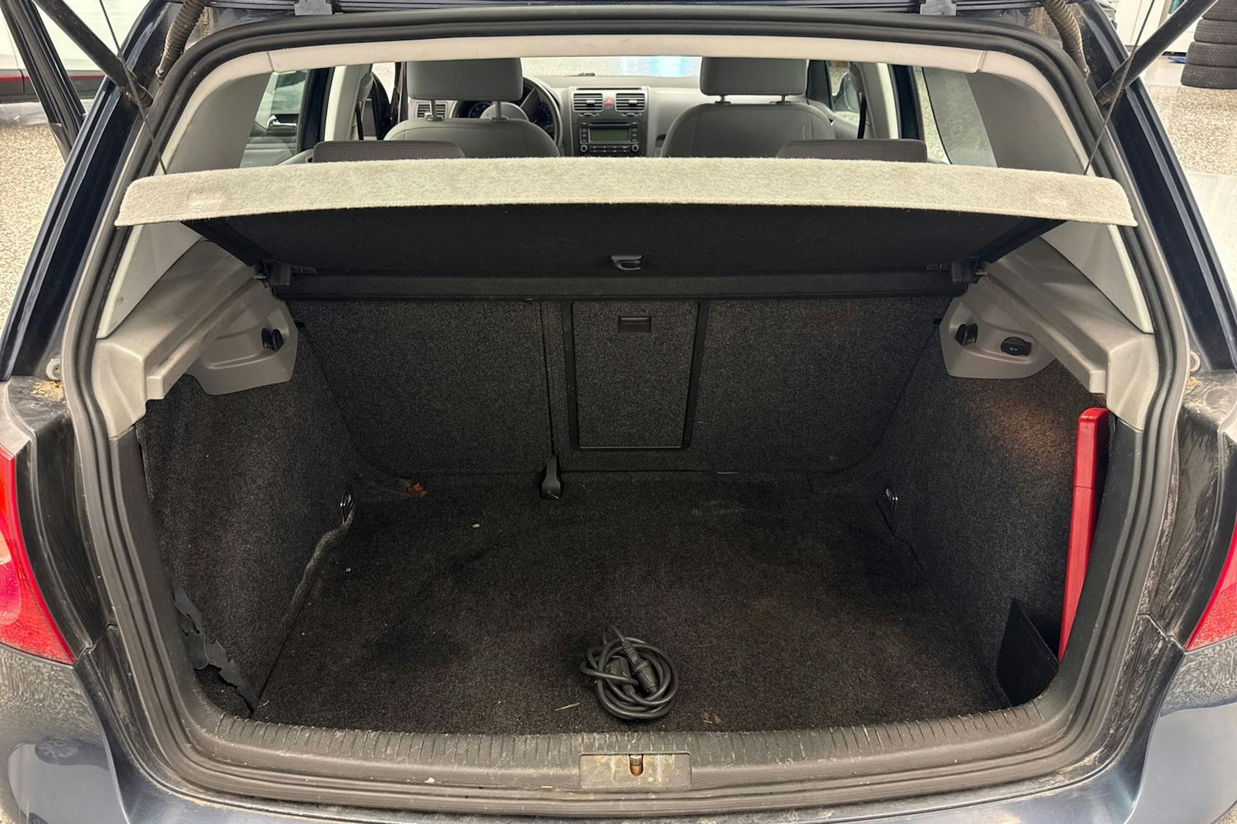 Sininen Volkswagen GOLF 2005 kuva 21.