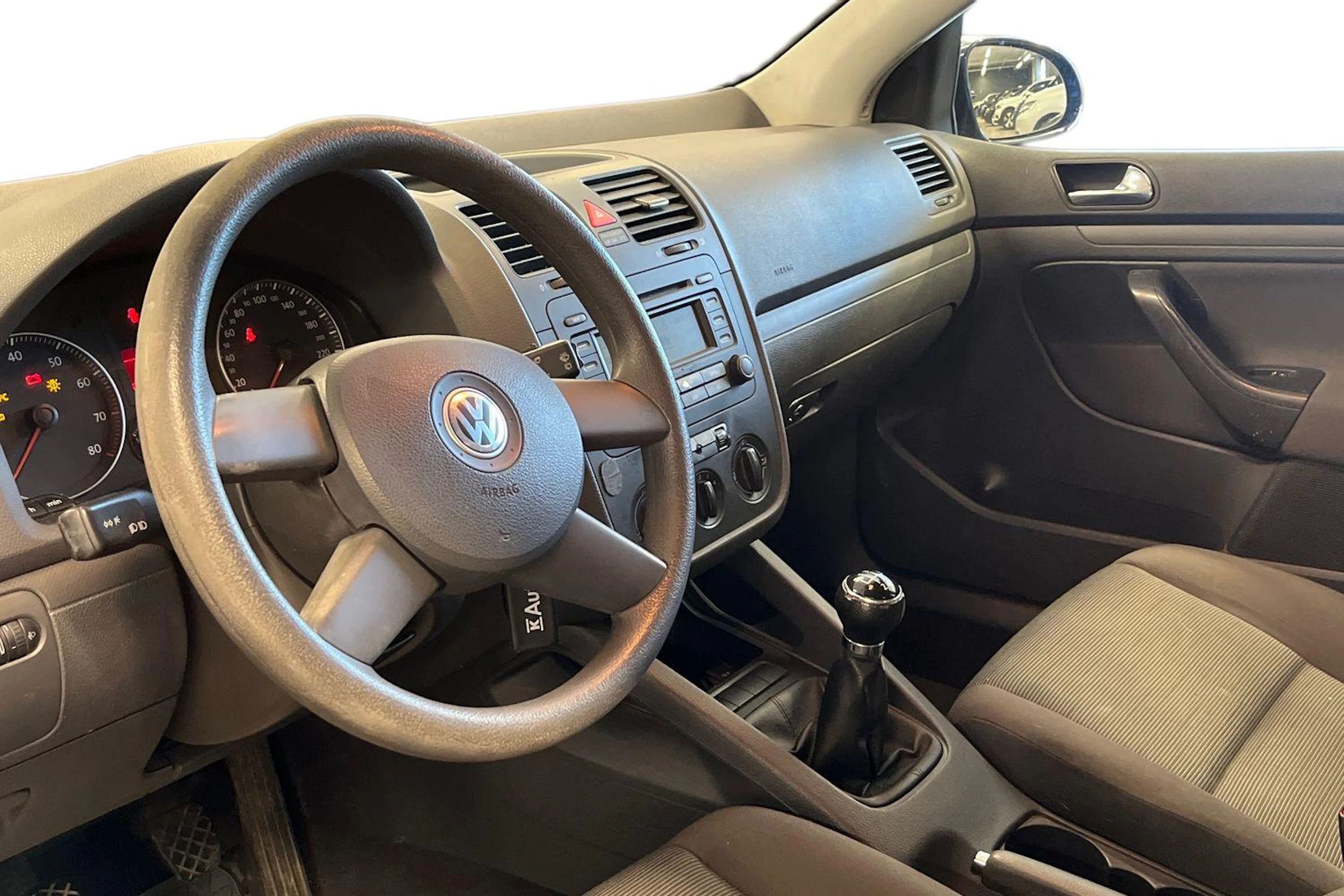 sininen Volkswagen Golf 2005 kuva 6.