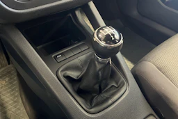 sininen Volkswagen Golf 2005 kuva 17.