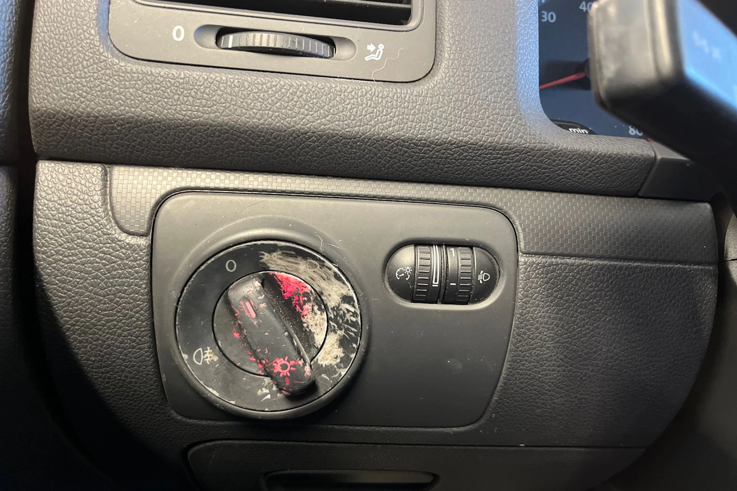 sininen Volkswagen Golf 2005 kuva 18.