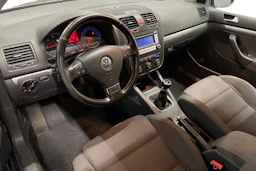 sininen Volkswagen Golf 2006 kuva 6.